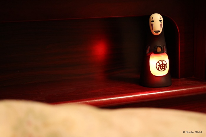 感應燈 神隱少女 無臉男提燈